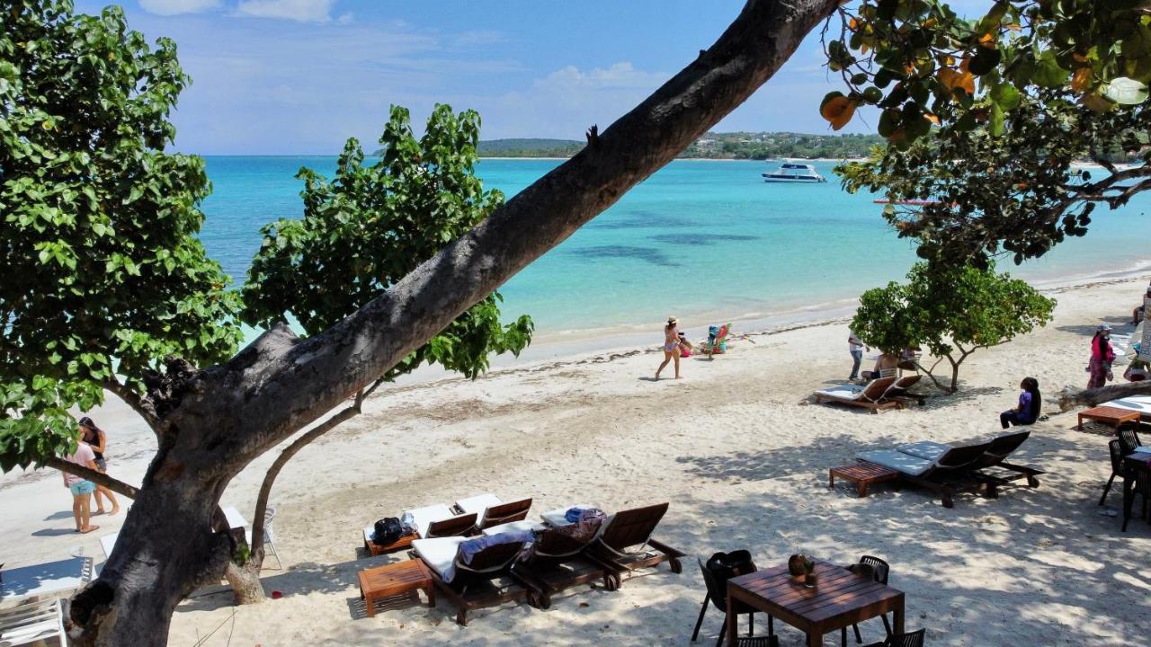 Blue Island Punta Rucia Hotel Exterior foto